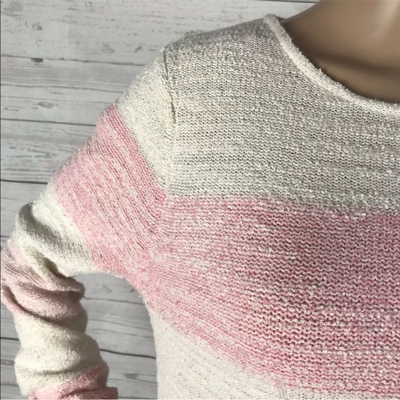 Calvin Klein Sweater 🌸 - Picture 5 of 12